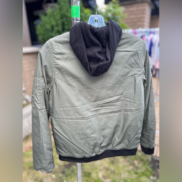 H&M // Sz 10-12Y // BNWT - Picture 4 of 4